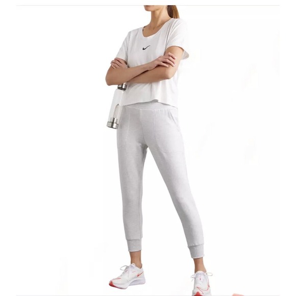 Nike Pants - Nike Yoga Dri-FIT 7/8 Joggers Gray M Flow Hyper Mid Rise Athleisure‎ Sweatpants
